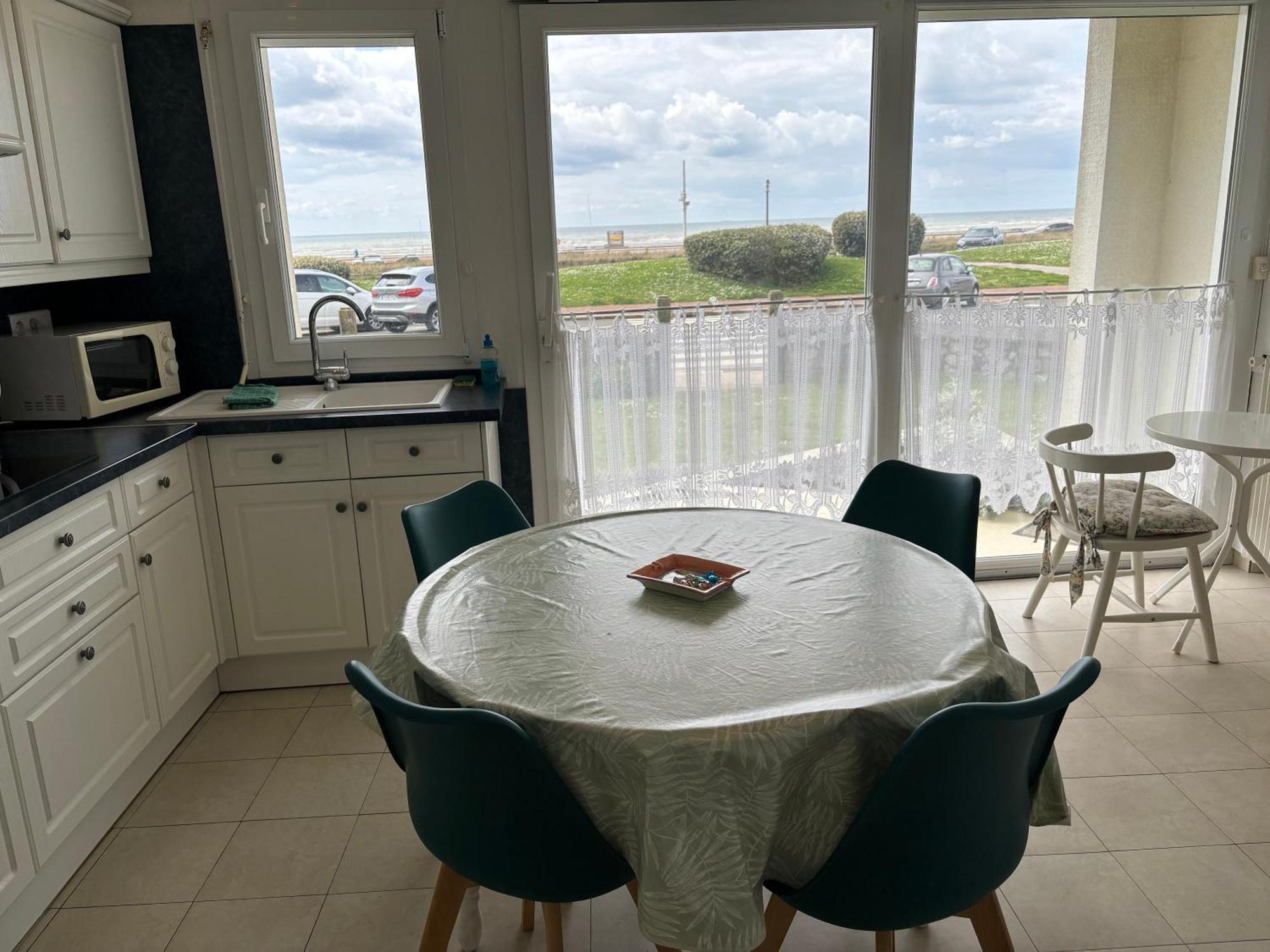 Studio En Residence Face Mer Avec Parking Le Touquet Esterno foto